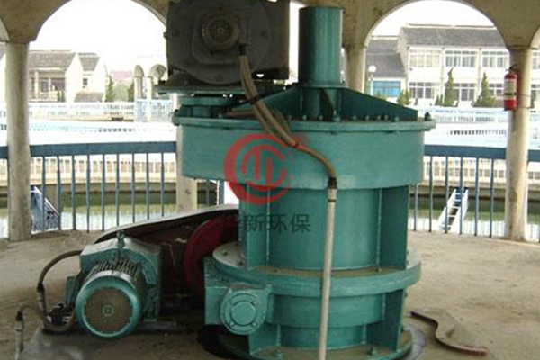 機（jī）械加速（sù）澄清（qīng）池攪拌刮泥機