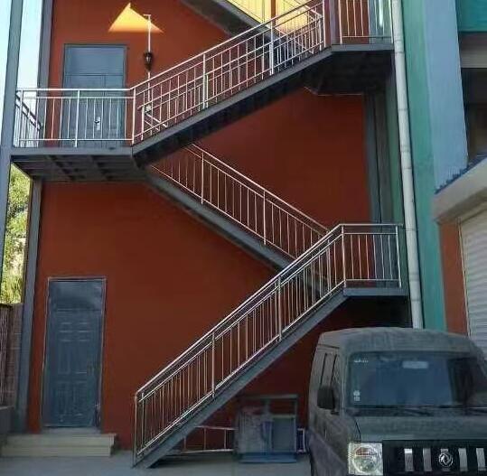 不鏽鋼樓梯-SJCD01